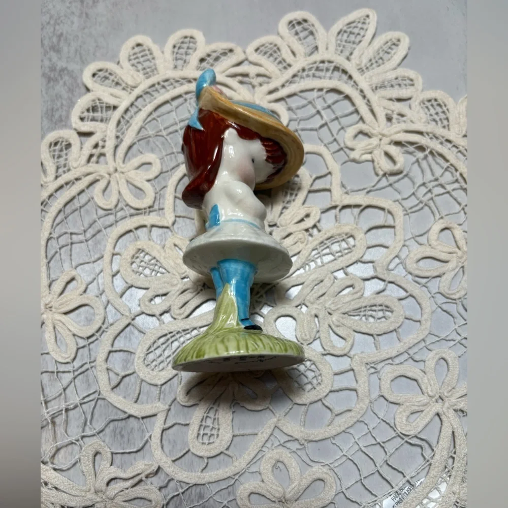 Vintage Beswick Figurine by Joan Walsh Anglund Featuring Girl with Flowers
